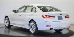 BMW 3 Series 330i NA xDrive Sedan 2026