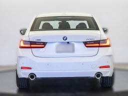BMW 3 Series 330i NA xDrive Sedan 2026