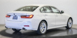 BMW 3 Series 330i NA xDrive Sedan 2026