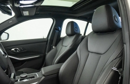 BMW 3 Series 330i NA xDrive Sedan 2026