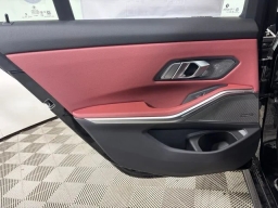 BMW 3 Series 330i NA xDrive Sedan 2026