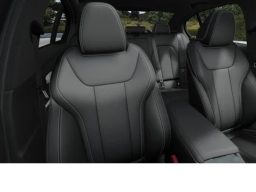 BMW 3 Series 330i NA xDrive Sedan 2026