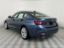 BMW 3 Series 330i NA xDrive Sedan 2026
