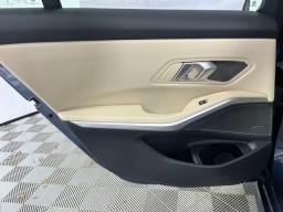 BMW 3 Series 330i NA xDrive Sedan 2026