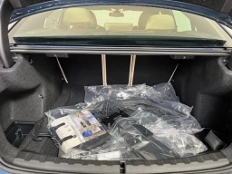 BMW 3 Series 330i NA xDrive Sedan 2026