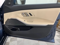 BMW 3 Series 330i NA xDrive Sedan 2026