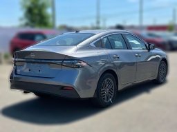 Nissan Sentra SV Sedan 2026