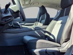 Nissan Sentra SV Sedan 2026