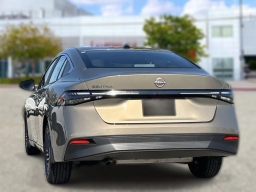 Nissan Sentra SV Sedan 2026