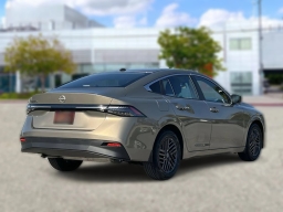 Nissan Sentra SV Sedan 2026