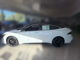 Nissan Sentra SR Sedan 2026