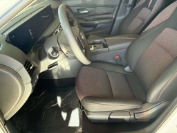 Nissan Sentra SR Sedan 2026