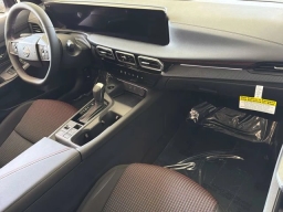 Nissan Sentra SR Sedan 2026