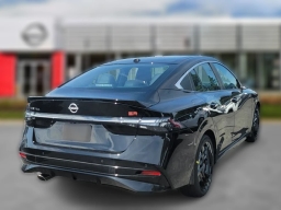 Nissan Sentra SR Sedan 2026