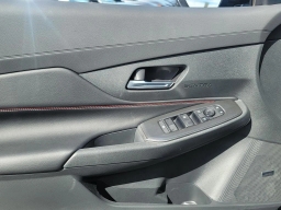 Nissan Sentra SR Sedan 2026