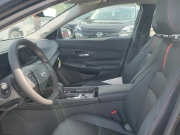 Nissan Sentra SR Sedan 2026