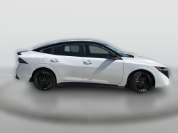 Nissan Sentra SR Sedan 2026