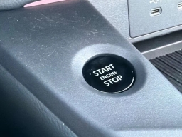 Nissan Sentra SR Sedan 2026