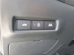 Nissan Sentra SR Sedan 2026
