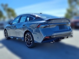 Nissan Sentra SR Sedan 2026