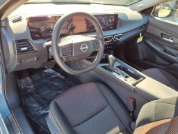 Nissan Sentra SR Sedan 2026