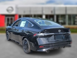 Nissan Sentra SR Sedan 2026