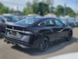 Nissan Sentra SR Sedan 2026