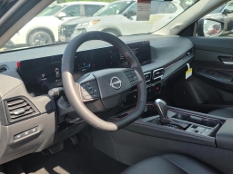 Nissan Sentra SR Sedan 2026