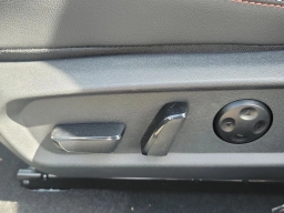 Nissan Sentra SR Sedan 2026