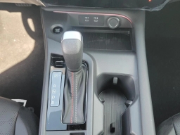Nissan Sentra SR Sedan 2026