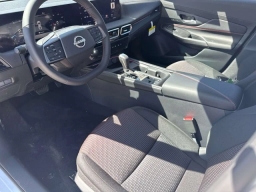 Nissan Sentra SR Sedan 2026