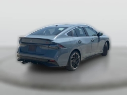 Nissan Sentra SR Sedan 2026