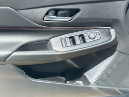 Nissan Sentra SR Sedan 2026