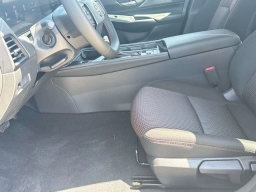Nissan Sentra SR Sedan 2026