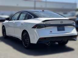 Nissan Sentra SR Sedan 2026