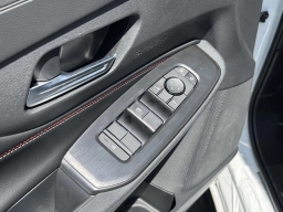Nissan Sentra SR Sedan 2026