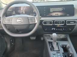 Nissan Sentra SR Sedan 2026