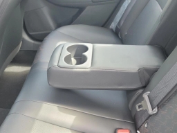Nissan Sentra SR Sedan 2026