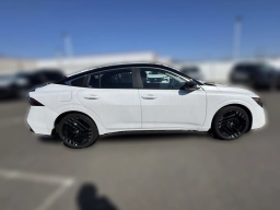 Nissan Sentra SR Sedan 2026