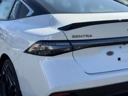 Nissan Sentra SR Sedan 2026