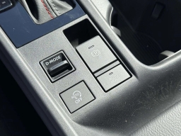 Nissan Sentra SR Sedan 2026