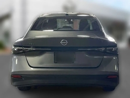 Nissan Sentra SR Sedan 2026