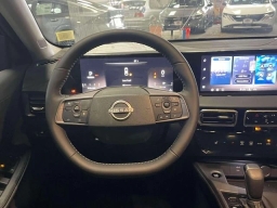 Nissan Sentra SR Sedan 2026