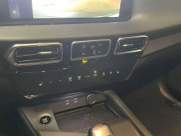 Nissan Sentra SR Sedan 2026