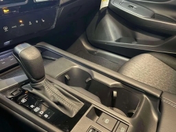 Nissan Sentra SR Sedan 2026