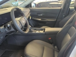 Nissan Sentra SR Sedan 2026