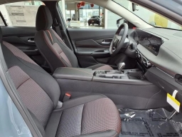 Nissan Sentra SR Sedan 2026