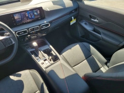 Nissan Sentra SR Sedan 2026