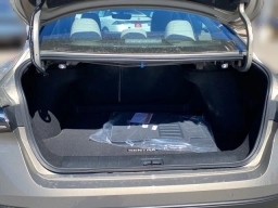 Nissan Sentra SL Sedan 2026
