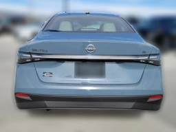 Nissan Sentra SL Sedan 2026